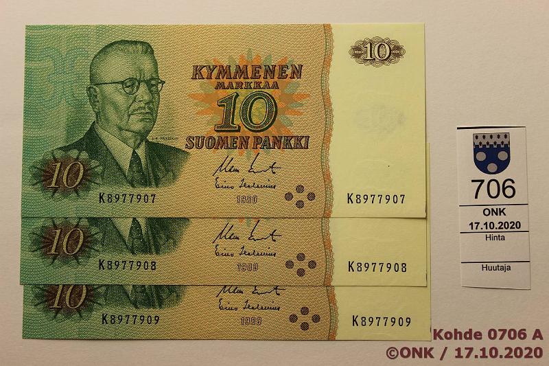 k-0706-a.jpg - Kohde 706, lhthinta: 5 € / myyntihinta: 9 € 10 mk 1980 (3) SNY 147.1 K8977907-9 KO II-Hes, perkkiset, kassrin peukalopainauma ja painovri reunassa, kunto: 9