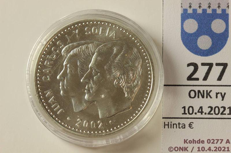 k-0277-a.jpg - Kohde 277 (kuva 1/2), lhthinta: 12 € / myyntihinta: 13 € Espanja 12 € 2002 KM#1049 Ag, 18g/925, kapseli, kunto: 9