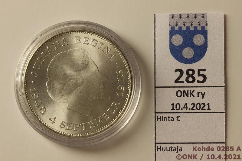 k-0285-a.jpg - Kohde 285 (kuva 1/2), lhthinta: 8 € / myyntihinta: 11 € Hollanti 10 gulden 1973 KM#196 Ag, 25g/720, Juliana 25 v hallitsijana, kaps, kunto: 9