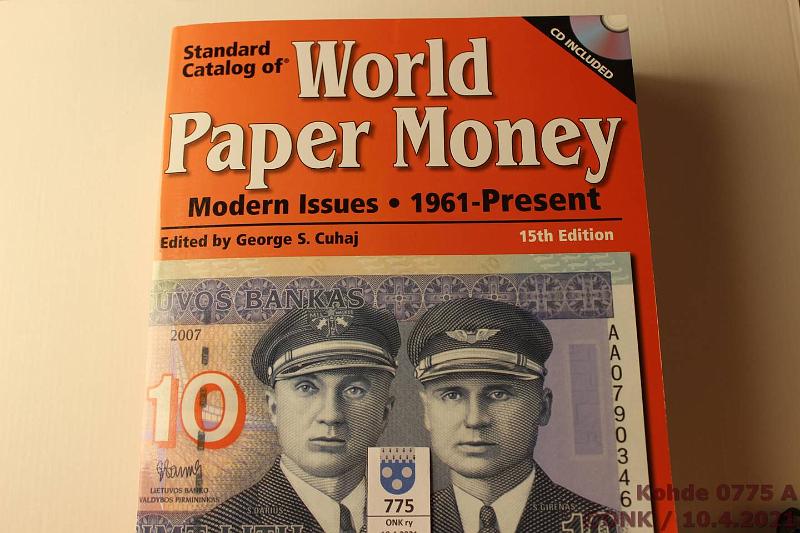 k-0775-a.jpg - Kohde 775 (kuva 1/2), lhthinta: 10 € / myyntihinta: 14 € World Papermoney 2009 Modern issue 1961-2009, 15. painos, sis. CD, kunto: 9