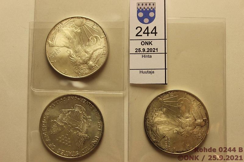 k-0244-b.jpg - Kohde 244 (kuva 2/2), lhthinta: 30 € / myyntihinta: 62 € USA 1 $ (3) 2000 KM#273 Ag, 3x31,103g/999 American Silver Eagle, kolikoissa patinaa, kunto: 7,7,8