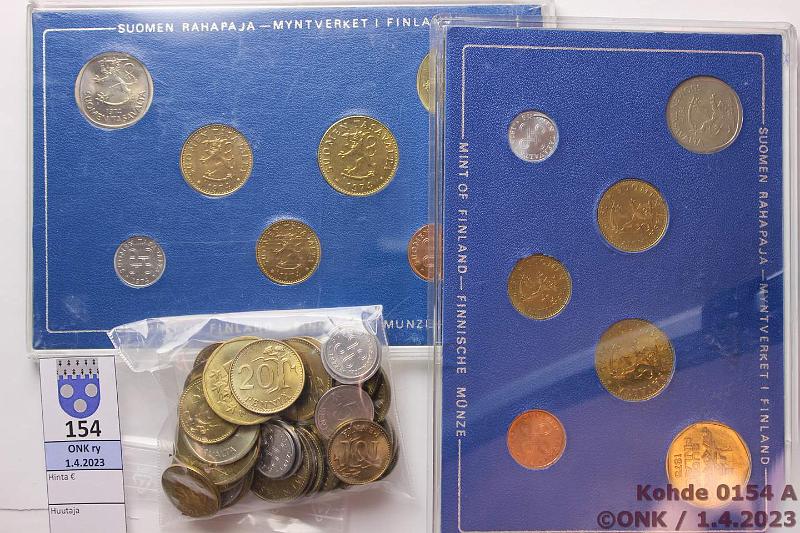 k-0154-a.jpg - Kohde 154, lhthinta: 10 € / myyntihinta: 15 € Markka 1974-83 (8) -74 ja -75 muovikotelossa. Irtosarjat -77, -78, -79, -80, -81(puuttuu 5mk), -83K. Leimakiilto., kunto: 9