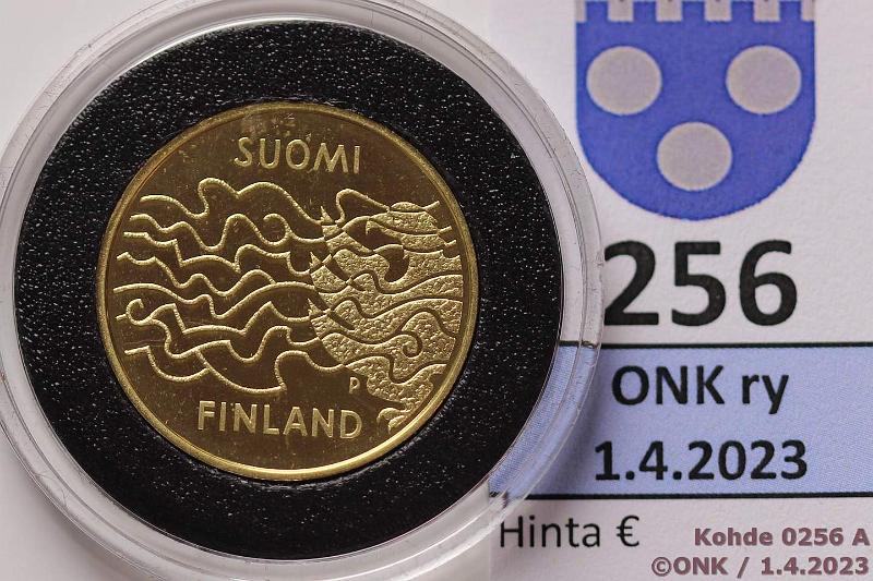 k-0256-a.jpg - Kohde 256 (kuva 1/2), lhthinta: 300 € / myyntihinta: 440 € 100 € 2008 Au, Proof 8,48g/917, Suomen sota, laatikko, tod., kunto: 10