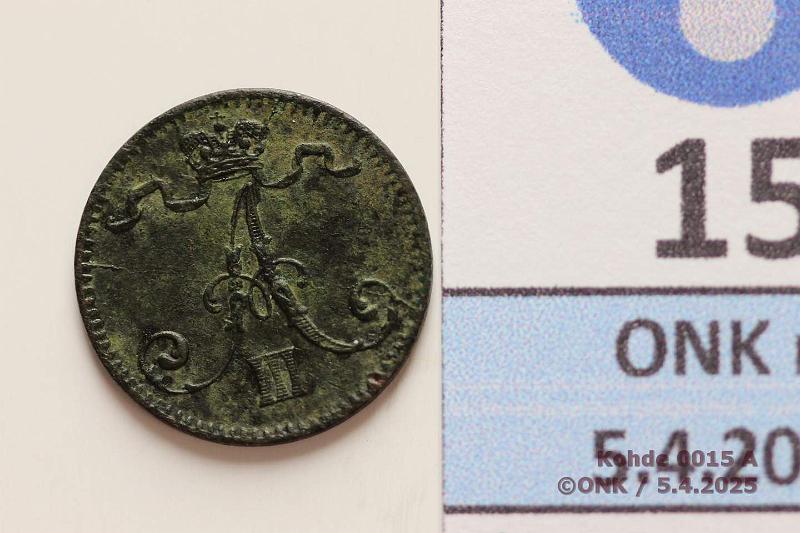 k-0015-a.jpg - Kohde 15 (kuva 1/2), lhthinta: 50 € 1 p 1884 Melko kulumaton, mutta likainen/tumma, kunto: 5