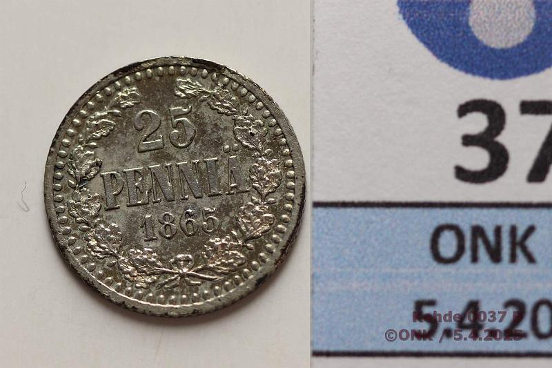 k-0037-b.jpg - Kohde 37 (kuva 2/2), lhthinta: 200 € 25 p 1865 SNY 265.1.1 Ag. Hieman patinaa, reunassa hieman ylim. metallia, erittin kaunis!, kunto: 7/8