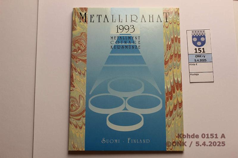 k-0151-a.jpg - Kohde 151 (kuva 1/2), lhthinta: 25 € Rp:n vuosisarja 1993 SNY 23.2, 10p-5mk + SNY:n Antell-hopeajetoni n:o 67. Painos 150 kpl., kunto: 9