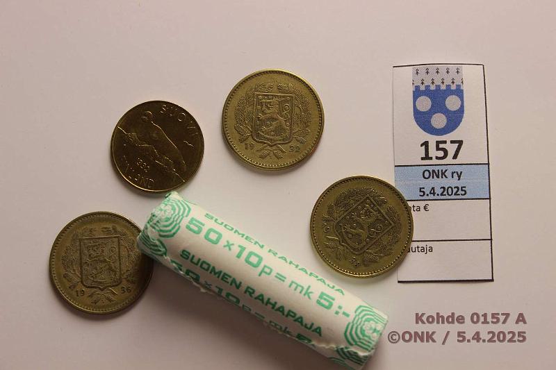 k-0157-a.jpg - Kohde 157, lhthinta: 5 € 10 p 1990 Vsl nkyy. Lisksi irtorahat 5mk 1992, 10mk 1932, -36, -38, nm kl 5, kunto: 9