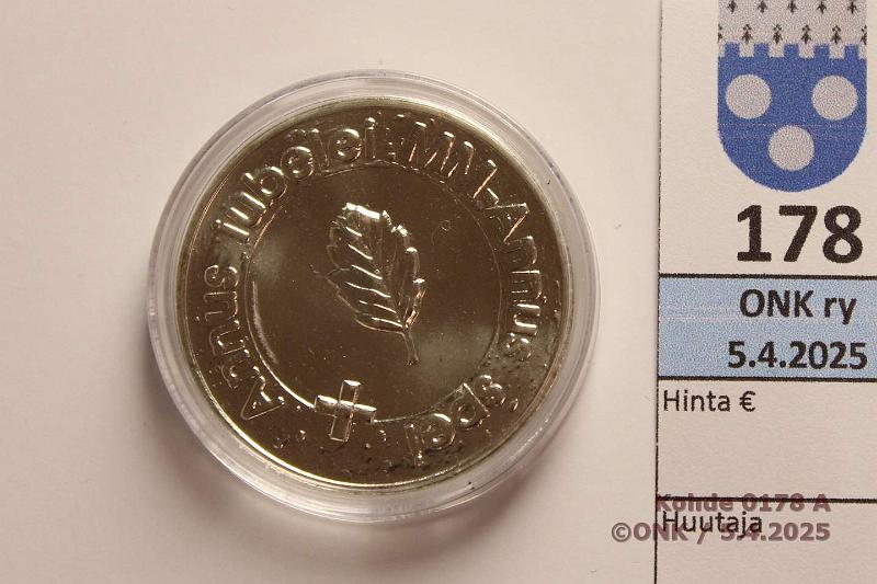 k-0178-a.jpg - Kohde 178 (kuva 1/2), lhthinta: 20 € 100 mk 2000 Ag. Riemuvuosi, kapseli, kunto: 9