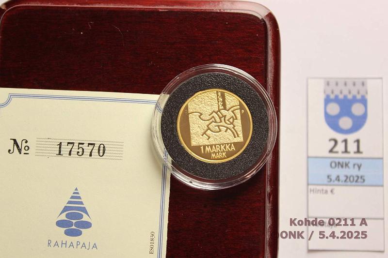 k-0211-a.jpg - Kohde 211 (kuva 1/2), lhthinta: 400 € 1 mk 2001 Au, 8,6g/750. Proof, laatikko, tod, kunto: 10