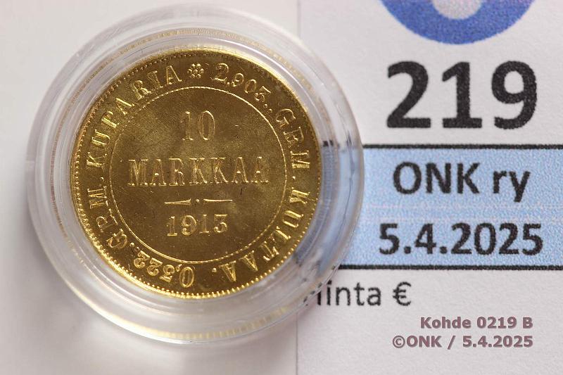 k-0219-b.jpg - Kohde 219 (kuva 2/2), lhthinta: 250 € 10 mk 1913 Au. Kapselissa, kunto: 9