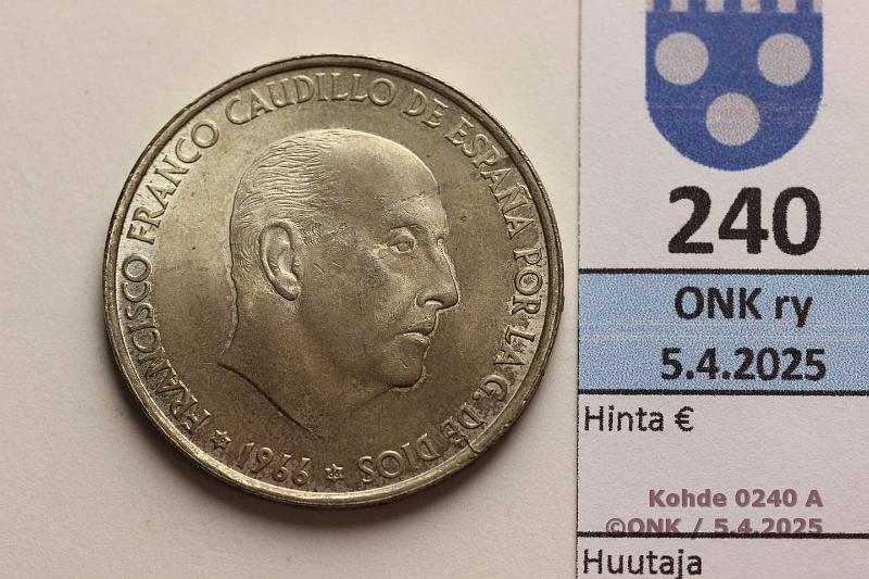 k-0240-a.jpg - Kohde 240 (kuva 1/2), lhthinta: 10 € Espanja 100 ptas 1966 KM#797 Ag, 19g/800. Francisco Franco, hieman patinaa, kunto: 9