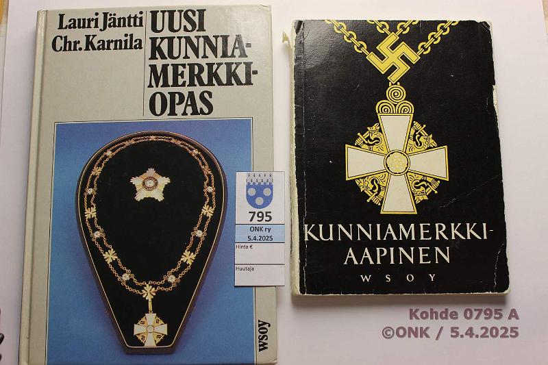 k-0795-a.jpg - Kohde 795 (kuva 1/2), lhthinta: 5 € Jntti & Karnila (2) Kunniamerkkiaapinen (1958), selkpaperi irronnut, muutoin ehj. Uusi kunniamerkkiopas (1983), lkmj, kunto: 7, 9