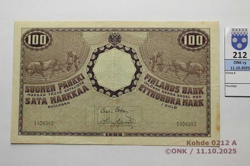 k-0212-a.jpg - Kohde 212 (kuva 1/3), lhthinta: 3000 € / myyntihinta: 3000 € 100 mk 1909 SNY 176.1.2 1506380 COL-His, vesileimanosia reunassa, ptahra, 2mm rep, kunto: 5