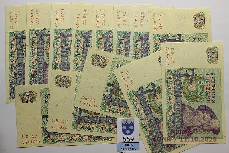 k-0559-b.jpg - Kohde 559 (kuva 2/2), lhthinta: 55 € / myyntihinta: 55 € Ruotsi 5 kr (22) 1947-81, P#33, 50, 51 1947, -51, -52, 63(2), -70(2), -72, -73, -77(2), -78(4), -79, -81(6). Pakkasileit 7 kpl, muut 4-8., kunto: 4-9