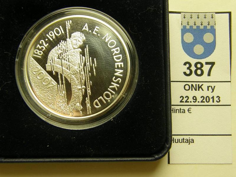 k-0387-a.jpg - Kohde 387, lhthinta: 24 € / myyntihinta: 24 € 10 € 2007 Ag, proof, Nordenskild, kotelo, tod, kunto: 10