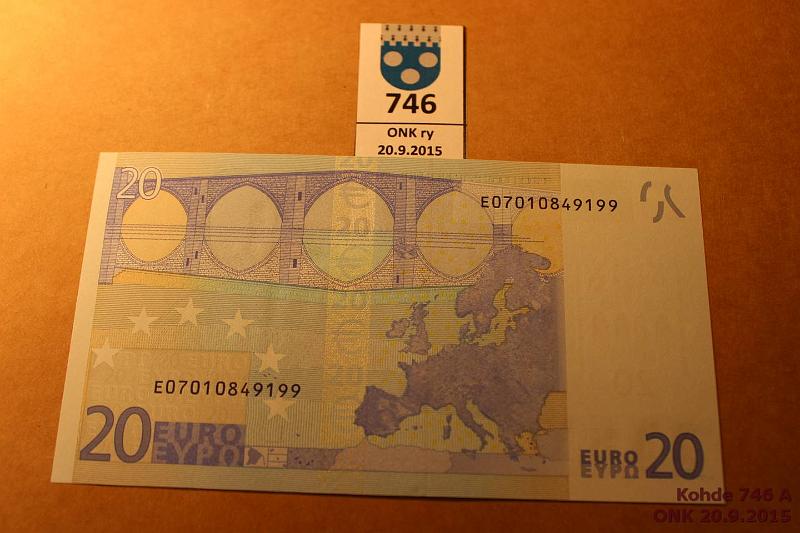 k-0746-a.jpg - Kohde 746, lhthinta: 28 € / myyntihinta: 37 € Slovakia 3/3/E/R31 E07010849199 Dra R031 H1, kunto: 9