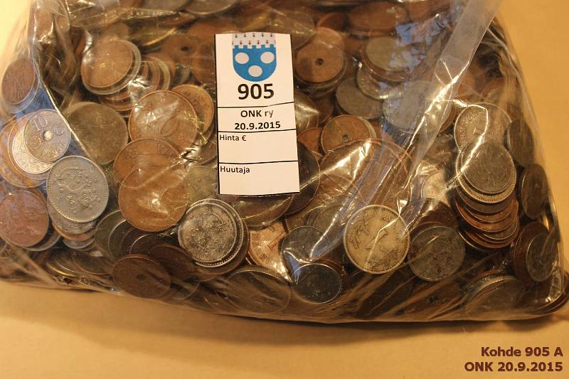 k-0905-a.jpg - Kohde 905, lhthinta: 20 € / myyntihinta: 38 € Suomi 3,0kg 1900-62 Peruskuntoisia itsenisyyden alun kolikoita, 3140g, kunto: 4-7