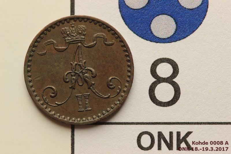 k-0008-a.jpg - Kohde 8 (kuva 1/2), lhthinta: 20 € / myyntihinta: 26 € 1 p 1867 SNY 4.2, tumma patina, vuosiluvun osittainen kaksoispuristus, vl vinossa, epij, kunto: 6/7