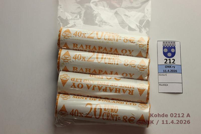 k-0212-a.jpg - Kohde 212, l�ht�hinta: 40 &euro; / myyntihinta: 40 &euro; 20 s 2004-05 (4) Avaamattomat rullat: -04, -05(3). Vuosiluku n�kyy. Nimellisarvo 32?, kunto: 9