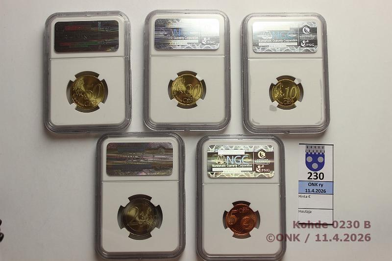 k-0230-b.jpg - Kohde 230 (kuva 2/2), l�ht�hinta: 10 &euro; / myyntihinta: 10 &euro; Suomi 5 s - 2 ? 2003 5, 10, 20, 50s (n�m� MS 67) ja 2? (MS 68) NCG-slabeissa, kunto: 9