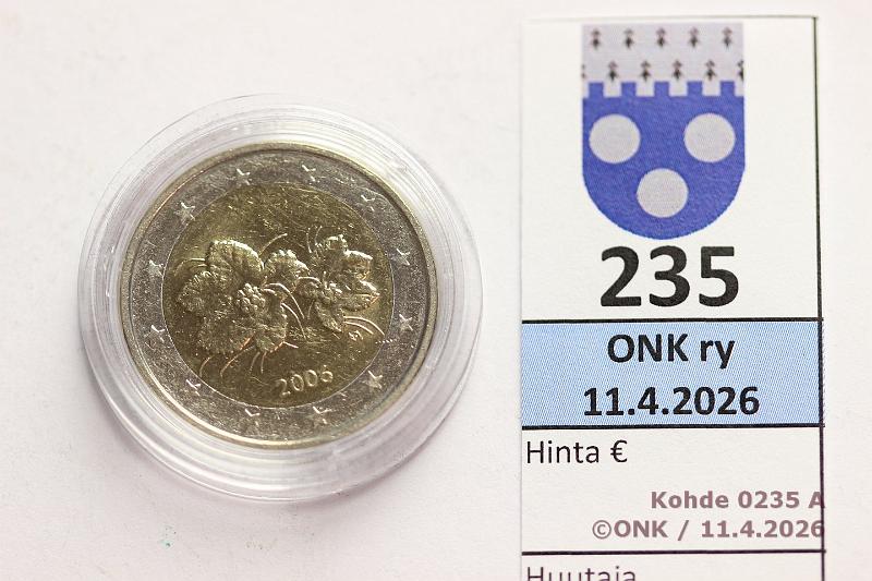 k-0235-a.jpg - Kohde 235 (kuva 1/2), l�ht�hinta: 30 &euro; / myyntihinta: 43 &euro; Suomi 2? 2006 V��r� kartta, kaps, kunto: 7