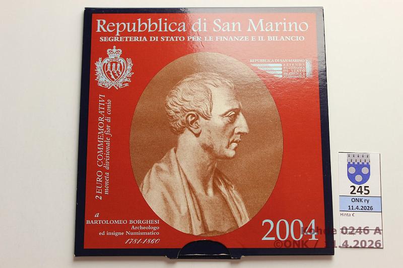 k-0246-a.jpg - Kohde 246, l�ht�hinta: 35 &euro; / myyntihinta: 66 &euro; San Marino 2005 Galilei, kansiossa, kunto: 9