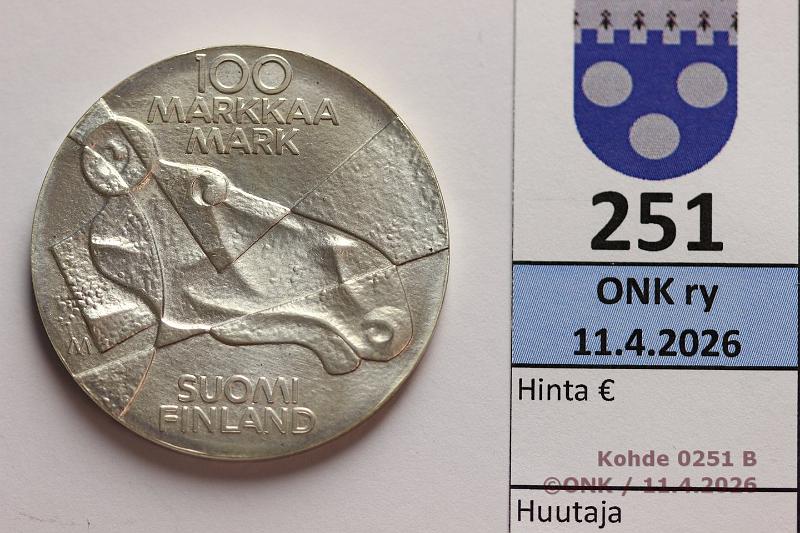 k-0251-b.jpg - Kohde 251 (kuva 2/2), l�ht�hinta: 12 &euro; / myyntihinta: 32 &euro; 100 mk 1989 Ag, Ateneum, kunto: 9