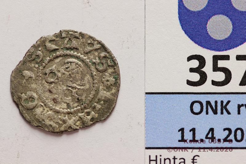 k-0357-b.jpg - Kohde 357 (kuva 2/2), l�ht�hinta: 80 &euro; / myyntihinta: 80 &euro;  1 fyrk   1529 SM#86   Ag, Kustaa Vaasa, typ XI, reunapuutteita , kunto:  3 