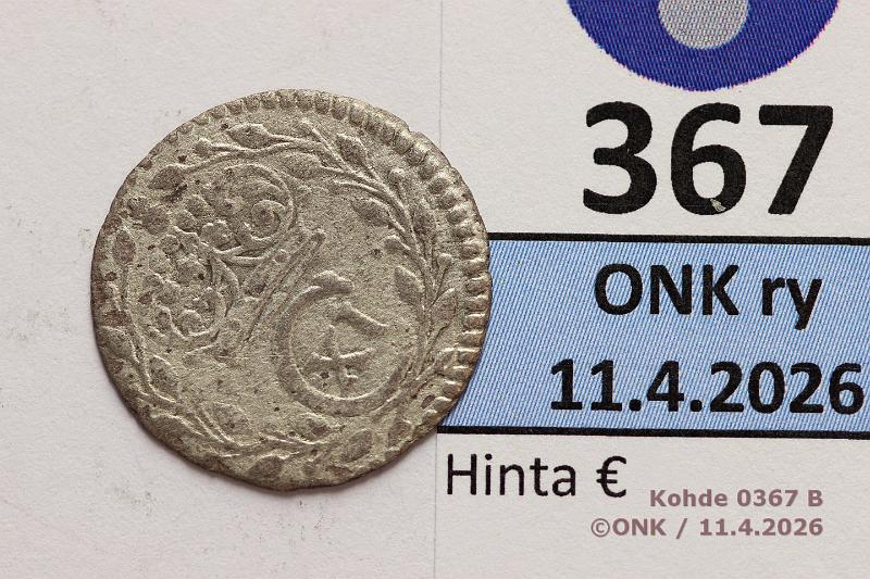 k-0367-b.jpg - Kohde 367 (kuva 2/2), l�ht�hinta: 20 &euro; / ei tarjouksia 1 �r 1667 SM#224/KM#250 Ag, Kaarle XI, puhd, kunto: 2/3