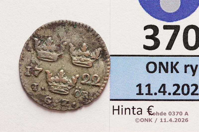k-0370-a.jpg - Kohde 370 (kuva 1/2), l�ht�hinta: 5 &euro; / myyntihinta: 5 &euro; 1 �r 1722 SM#157b/KM#382 Ag, Fredrik I, GZ, kunto: 4