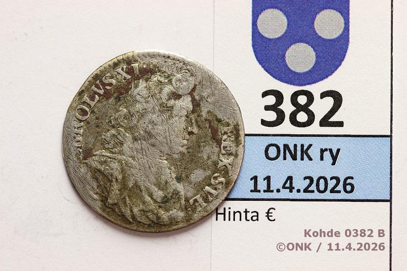 k-0382-b.jpg - Kohde 382 (kuva 2/2), l�ht�hinta: 50 &euro; / ei tarjouksia 1 mk 1695 SM#180/KM#295 Ag, Kaarle XI, kunto: 3/4