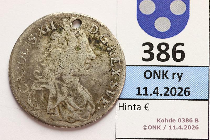k-0386-b.jpg - Kohde 386 (kuva 2/2), l�ht�hinta: 100 &euro; / ei tarjouksia 2 mk 1704 SM#65/KM#314 Ag, Kaarle XII, reik�, kunto: 3/4