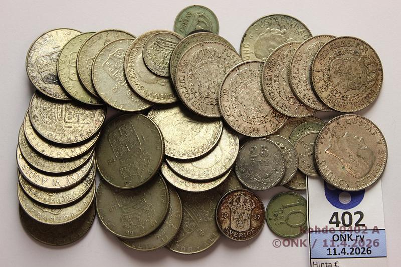 k-0402-a.jpg - Kohde 402, l�ht�hinta: 50 &euro; / myyntihinta: 50 &euro; 10 � - 1 kr 1898-1968 (42) Ag,  10�  1898-1960(8);  25�  1919-58(5);  1k  1937-41(6), 1942-46(6), 1952-68(17) (6x7,5g/800 + 23x7g/400), kunto: 3-8