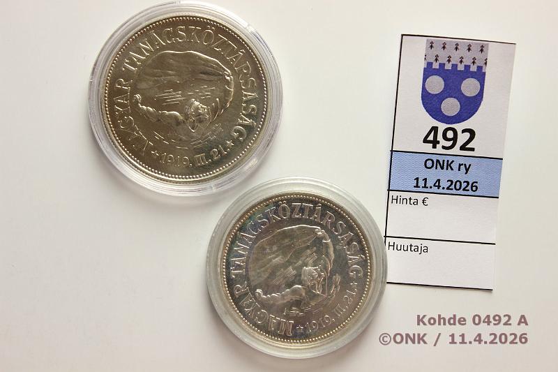 k-0492-a.jpg - Kohde 492 (kuva 1/2), l�ht�hinta: 20 &euro; / myyntihinta: 35 &euro; Unkari 50 + 100 frt 1969 KM#589, 590 Ag, 16+22g/680, Republic of Councils, kapselit, kunto: 9