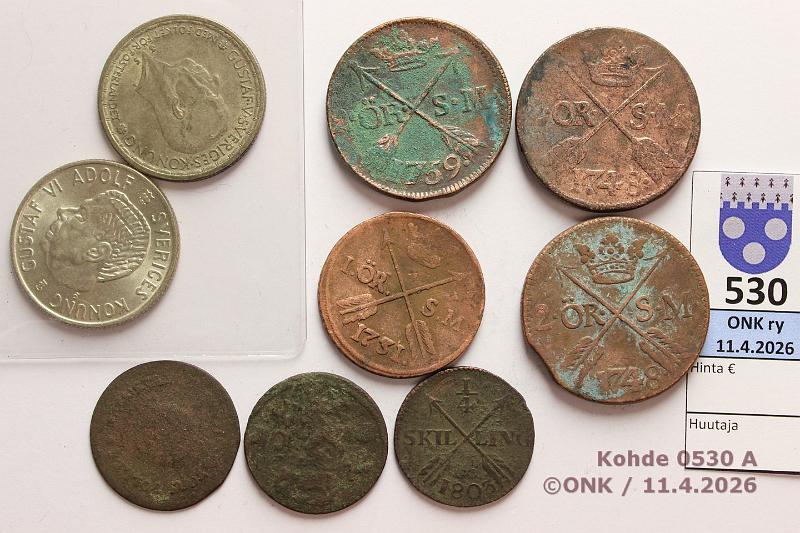 k-0530-a.jpg - Kohde 530, l�ht�hinta: 5 &euro; / myyntihinta: 13 &euro; 1 � - 2 kr 1670-1963 (9) Cu  1�  167?, 1731;  2�  1748(2), -59;  6�  koppaberget;  �sk  1803. Ag  2kr  1946, -53, kunto: 1-8