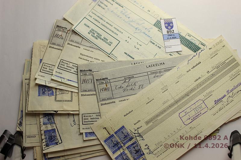 k-0892-a.jpg - Kohde 892, l�ht�hinta: 5 &euro; / ei tarjouksia Vekseleit� 1955-58 (20) Leimamerkit, kunto: 5-6