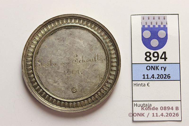 k-0894-b.jpg - Kohde 894 (kuva 2/2), l�ht�hinta: 35 &euro; / myyntihinta: 38 &euro; Hopeamitali 1901 Ag, 62,20g, 50mm. Foreningen Til Dyrenes Beskyttelse I Christiania. Denmark. Kaiverrettuna: G�sta von Schoultz 1901, kunto: 7