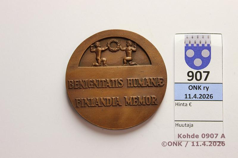 k-0907-a.jpg - Kohde 907 (kuva 1/2), l�ht�hinta: 5 &euro; / ei tarjouksia Mitali  Br, 60mm, Benignitatis Humanae Finlandia Memor. Kiitokseksi Ruotsin ja Tanskan kansojen avusta Suomen lapsille toisen maailmansodan j�lkeen, kunto: 9