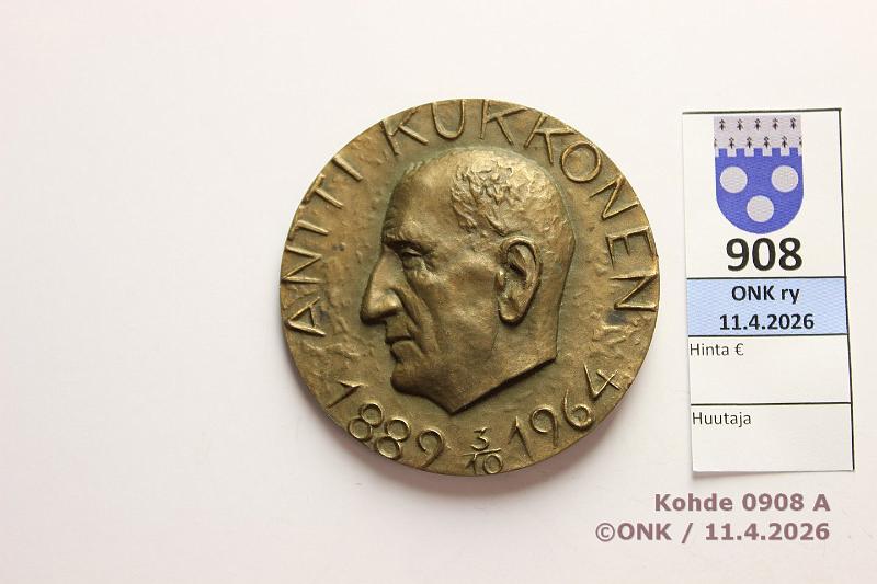 k-0908-a.jpg - Kohde 908 (kuva 1/2), l�ht�hinta: 5 &euro; / ei tarjouksia Antti Kukkonen 1964 Br, 56mm, Kultateollisuus, Kivij�rvi, kunto: 9